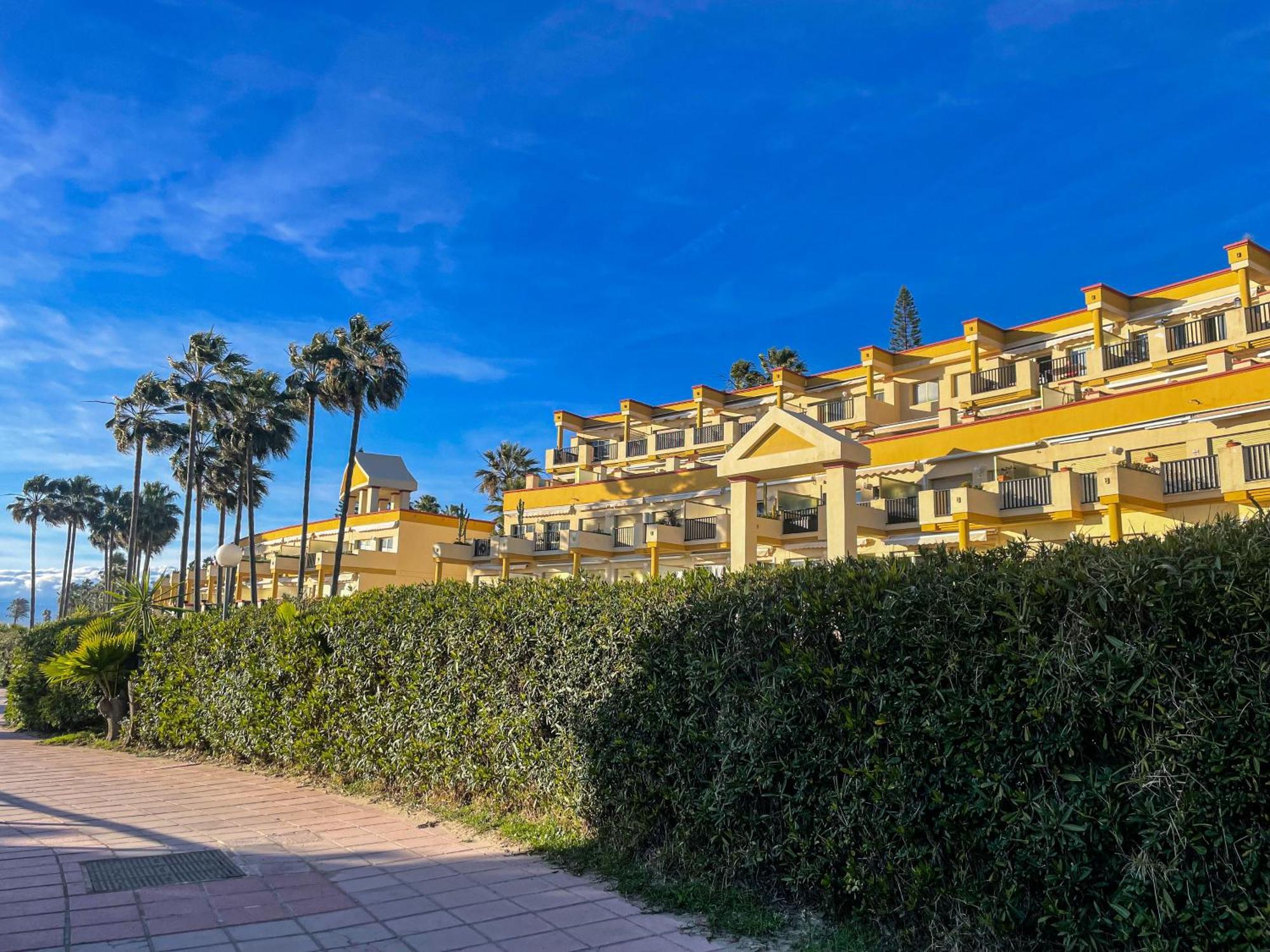 Modern Beach Apartment Romana Playa 723 In Marbella, Elviria 외부 사진