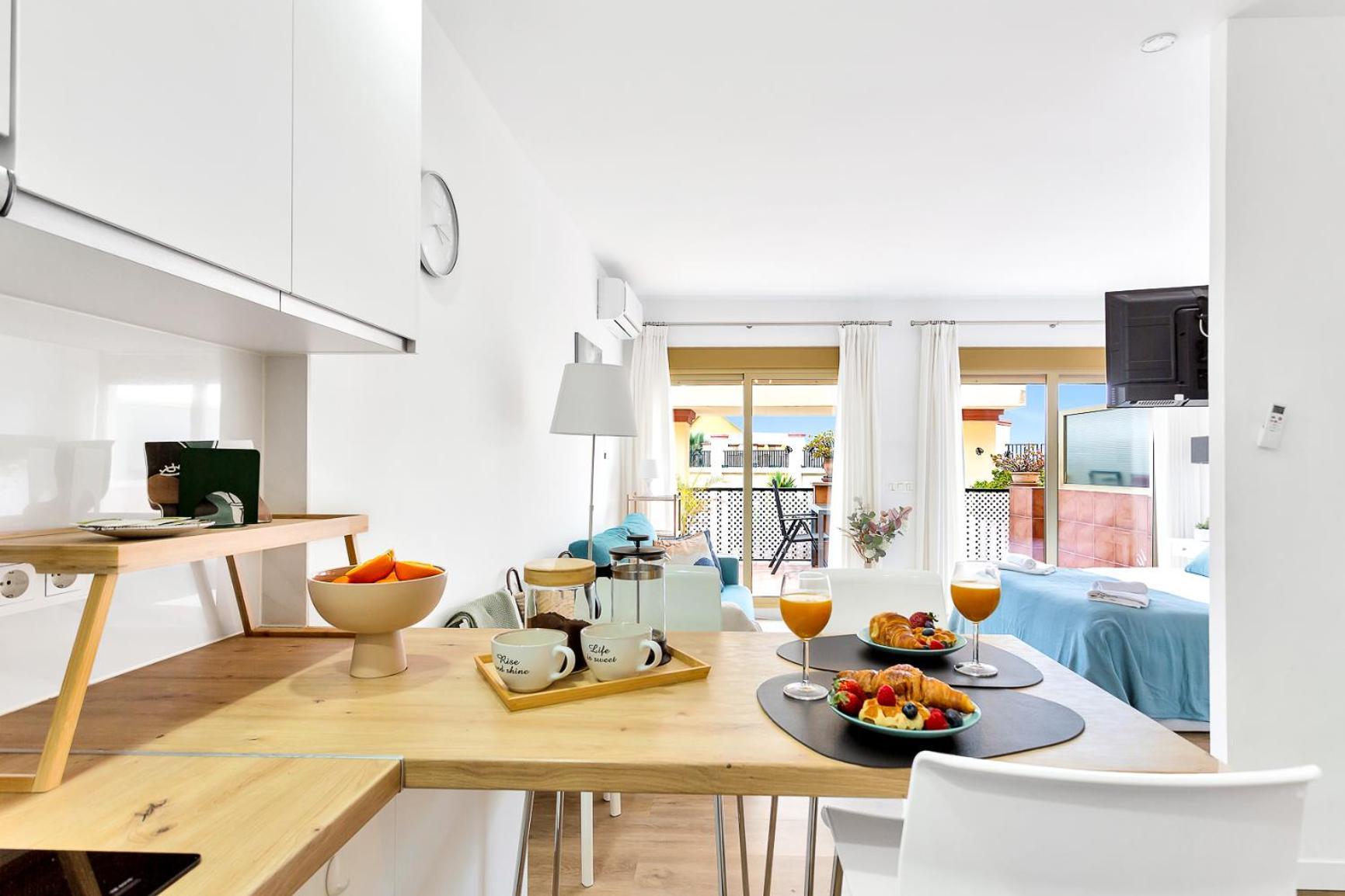Modern Beach Apartment Romana Playa 723 In Marbella, Elviria 외부 사진